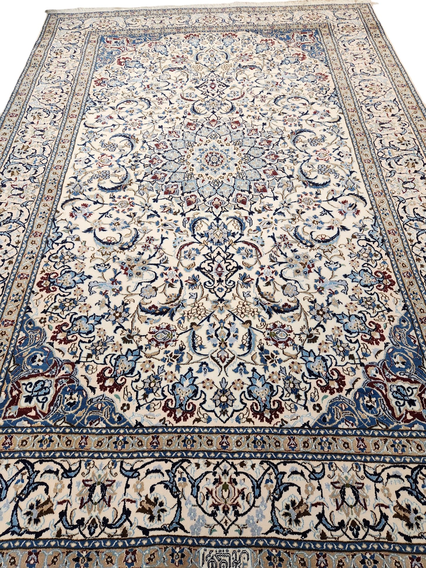 Nain fine Persian rug 350x250cm