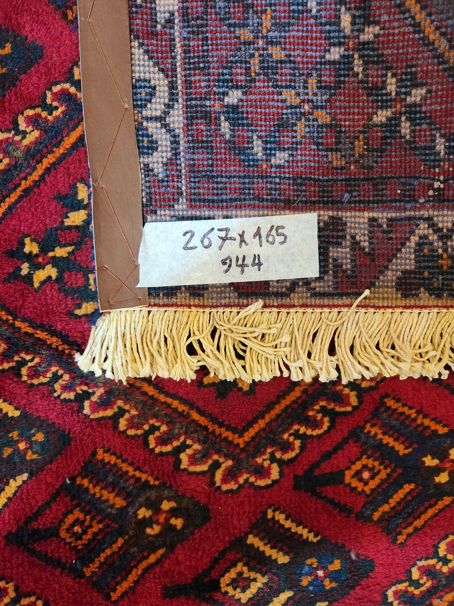 Shiraz Persian Rug 267×165 cm