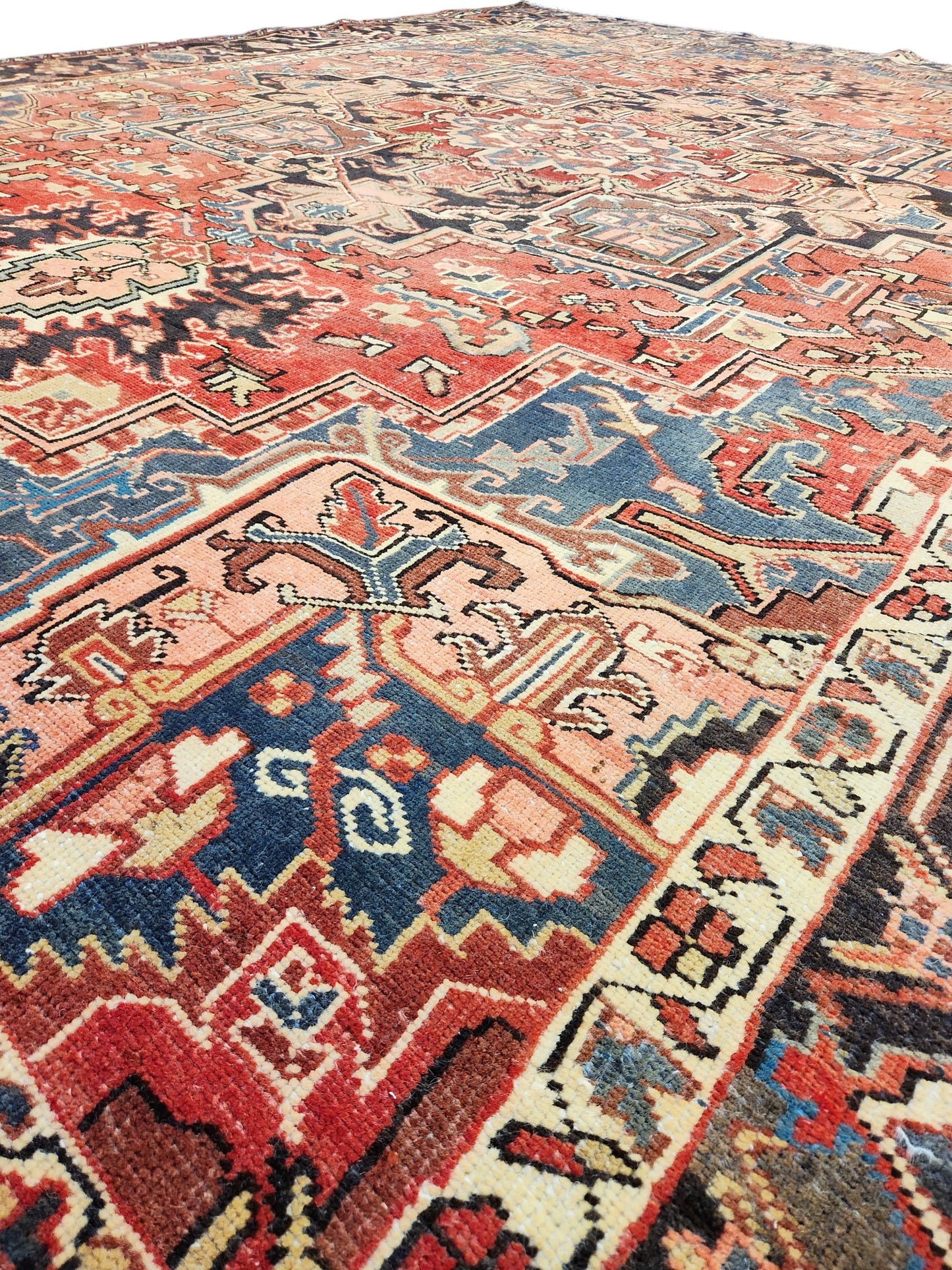 Heriz Vintage Persian Rug 345x240 cm