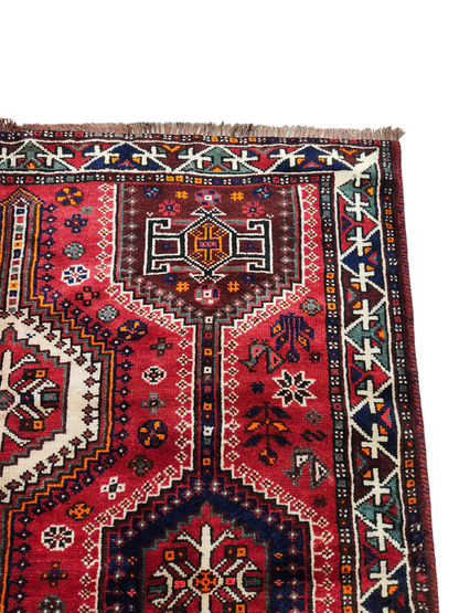 Shiraz vintage Persian 247×163 cm