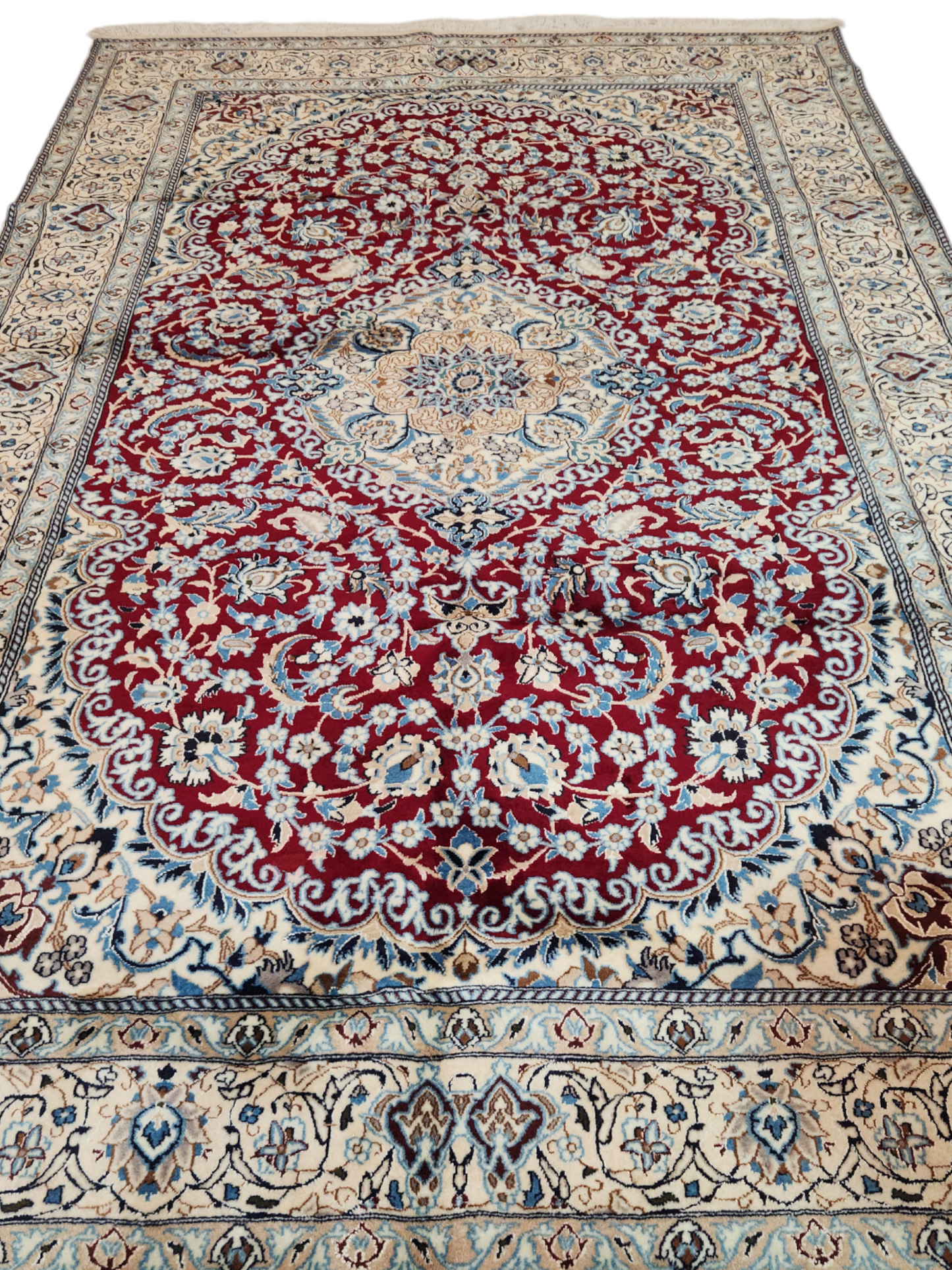 Nain Persian Rug 314x195 cm