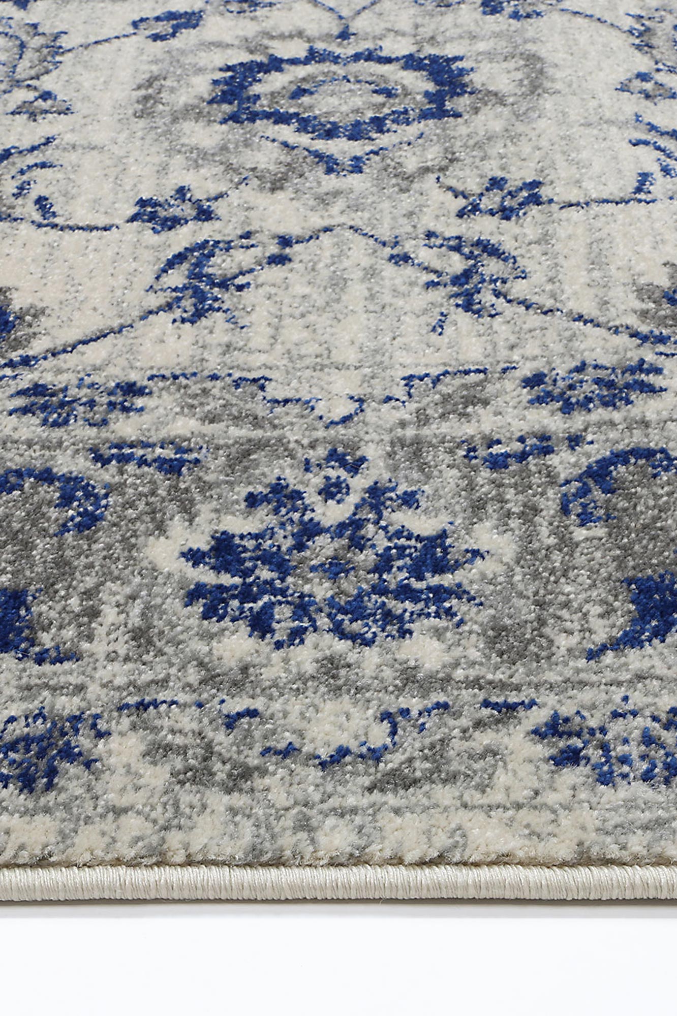 Delicate Cassandra Blue & Ivory Rug