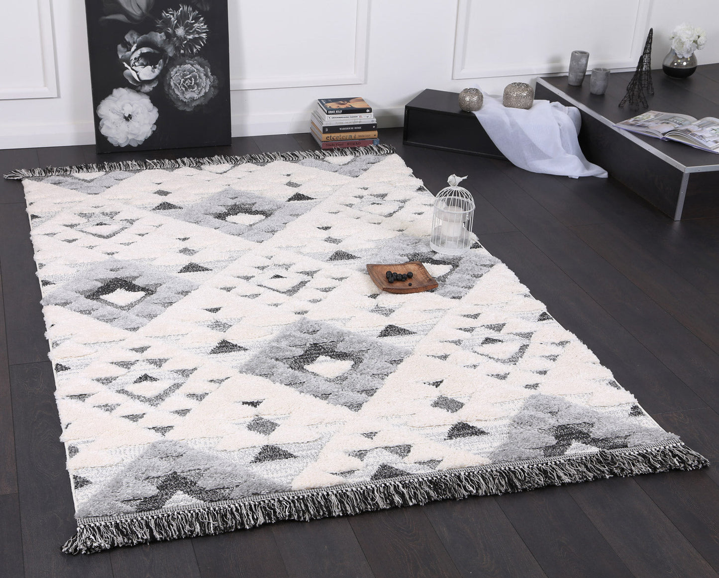 Kaza Tribal Diamond Cream Grey Rug