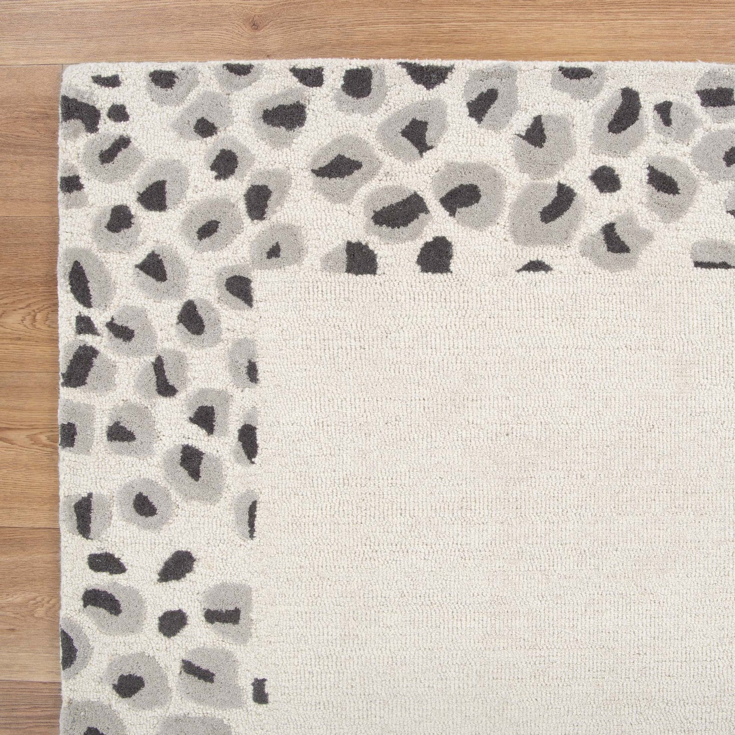 Les Nomades Leopard Cream Grey Wool Rug