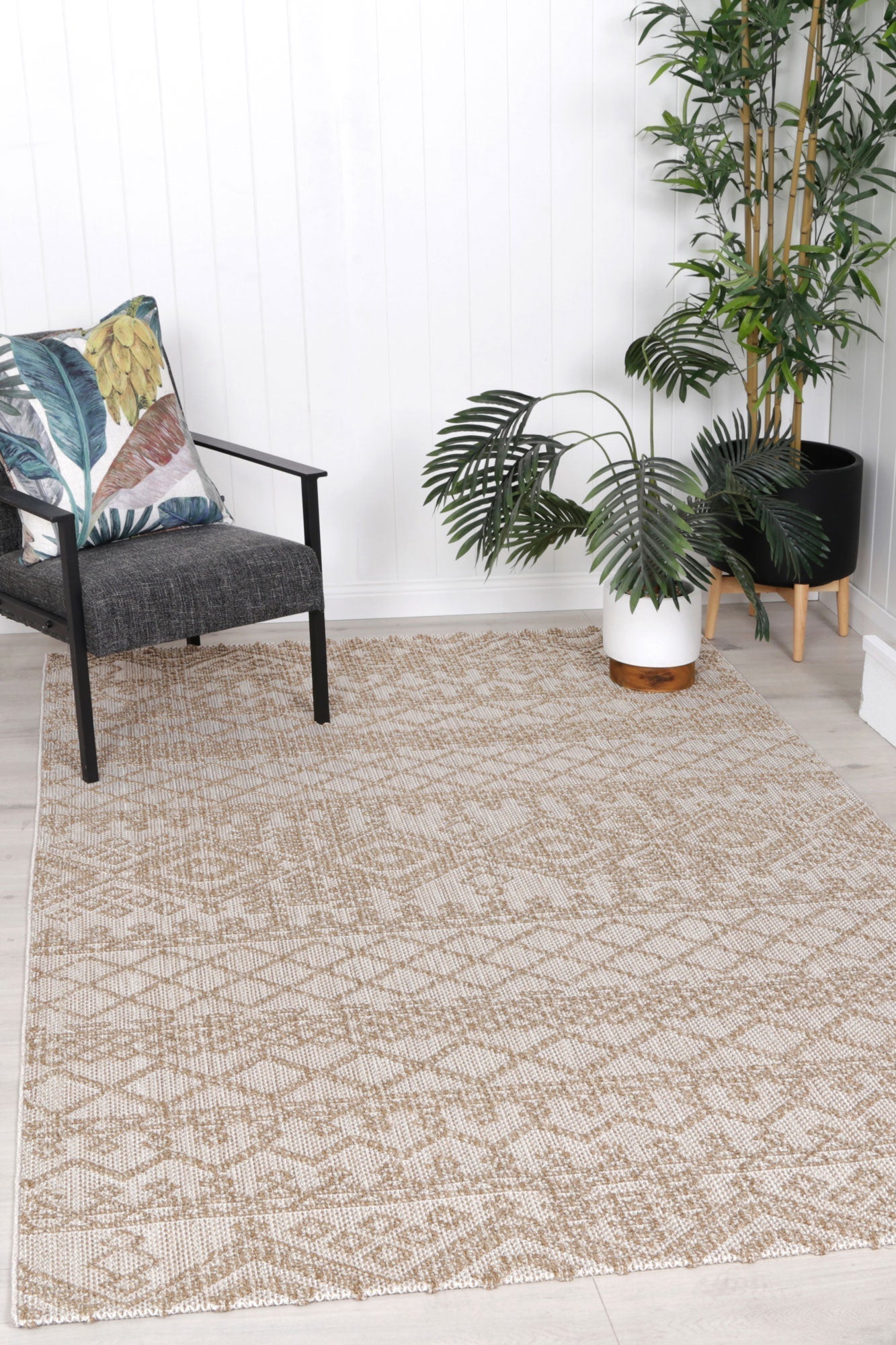 Maldives Dracus Indoor / Outdoor Beige Rug