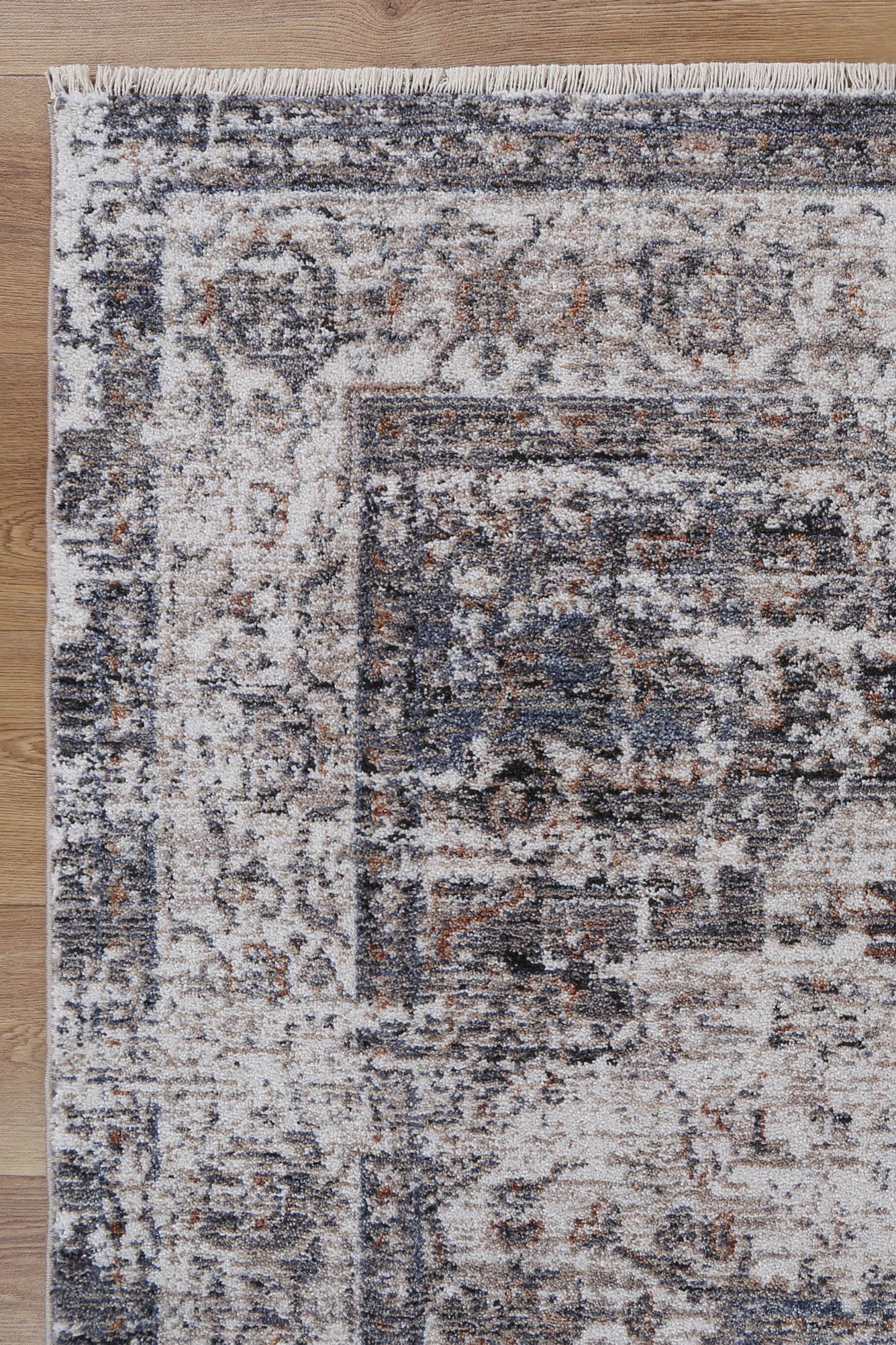 Maryland Multan Ash Traditional Soft Rug