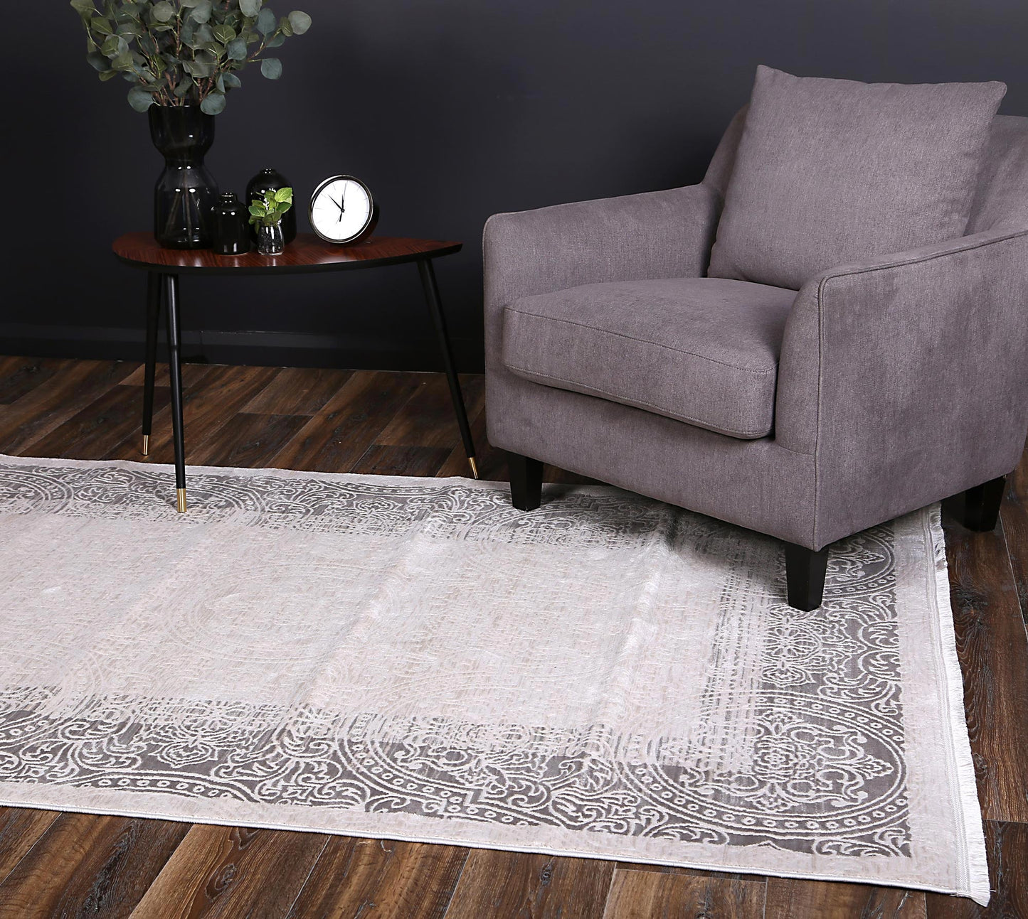 Rapsody Bach Ash Contemporary Rug