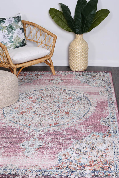 Salsa Hollow Medalion Transitional Blush Rug