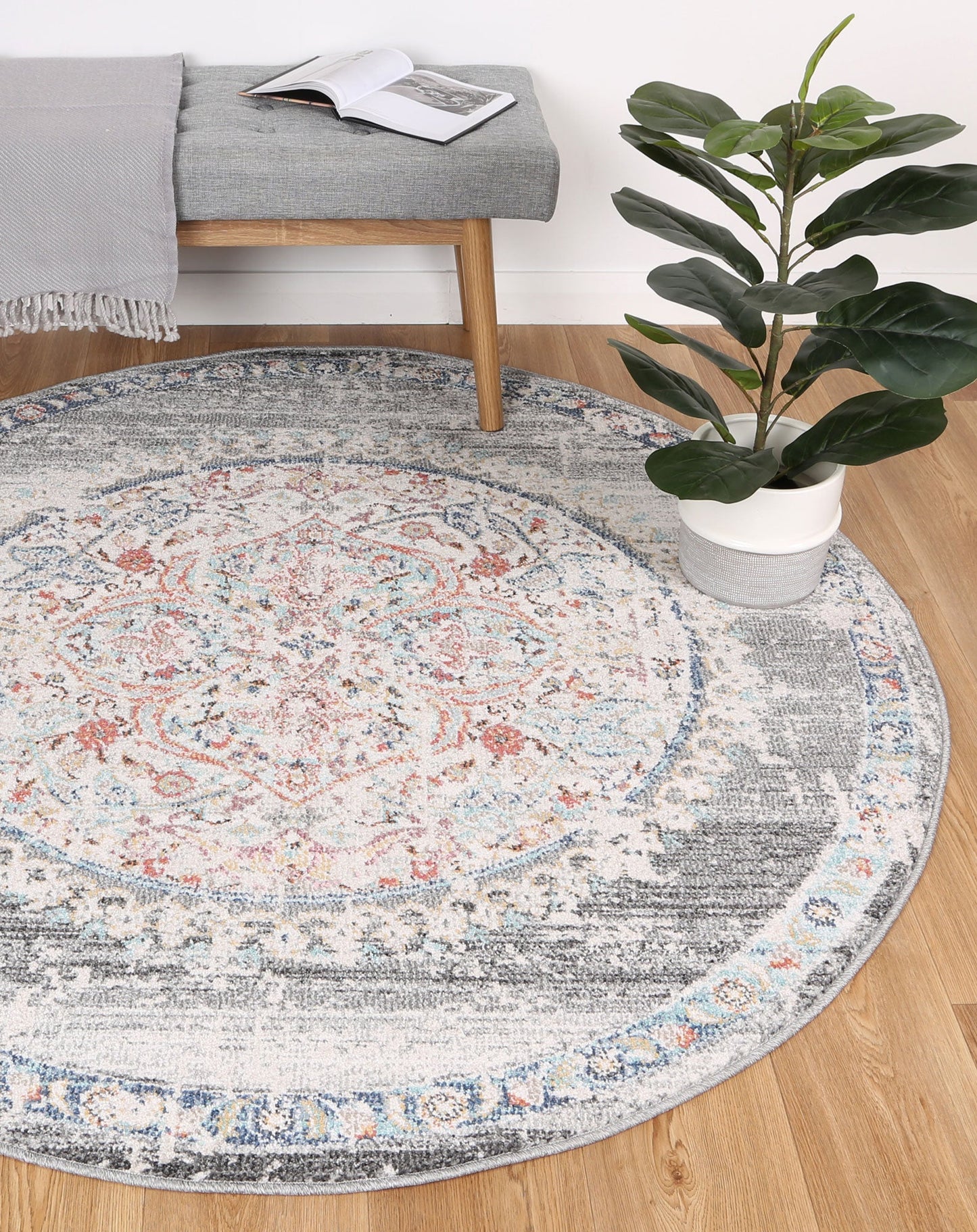 Salsa Hollow Medalion Transitional Grey Round Rug