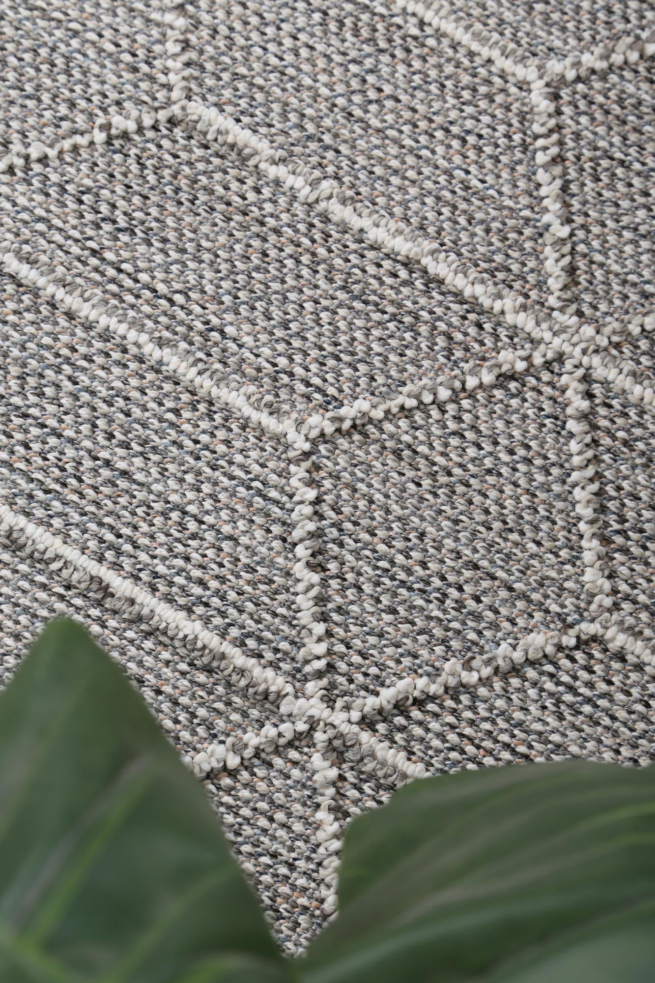 Vanuatu Totori Ash Geometric Flatweave Rug