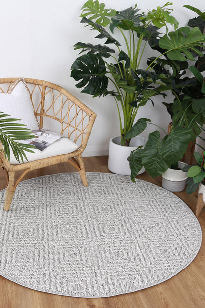 Vanuatu Walasi Ash Geometric Round Flatweave Rug