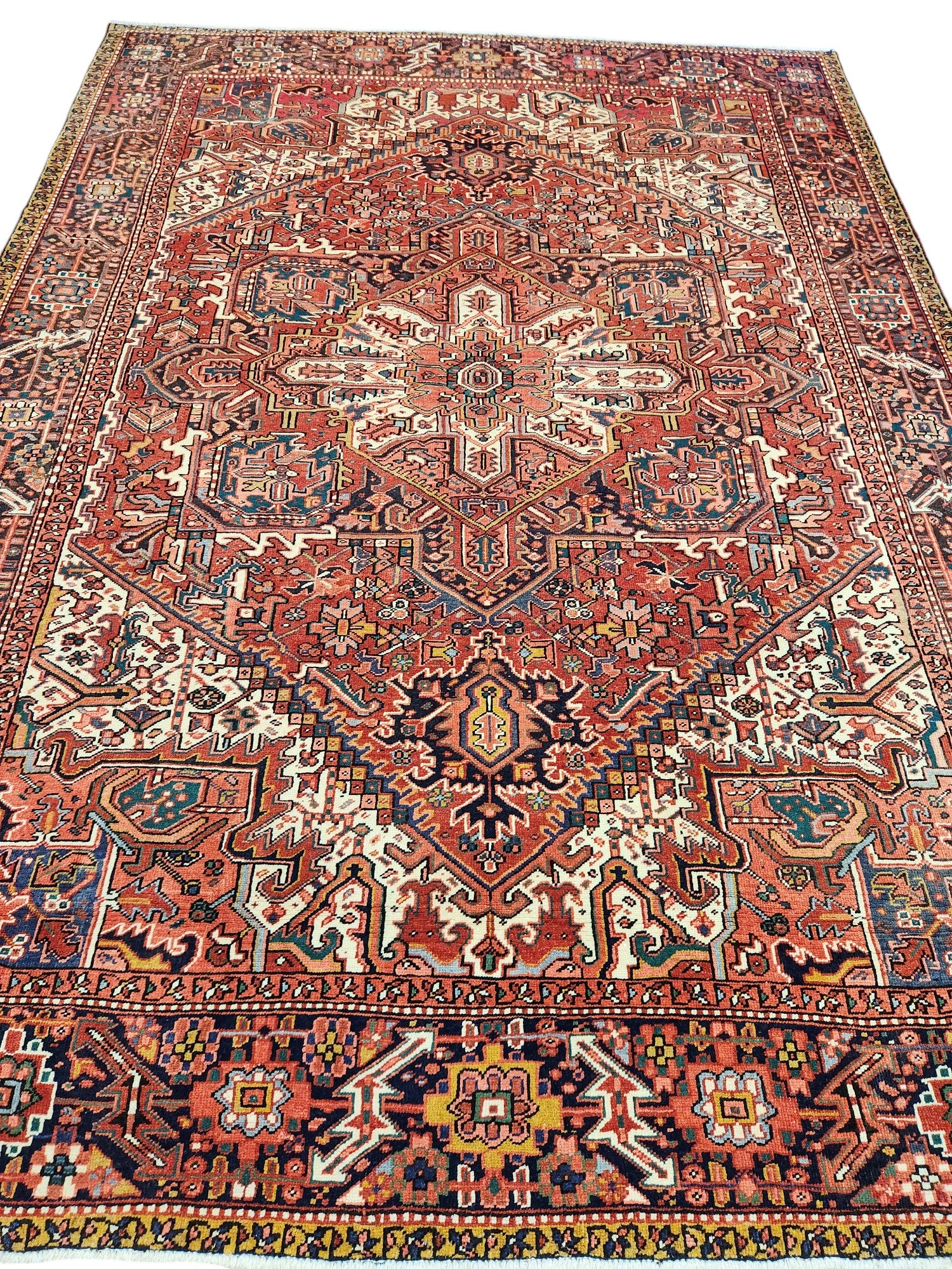 Heriz Vintage Persian Rug  345x254 cm