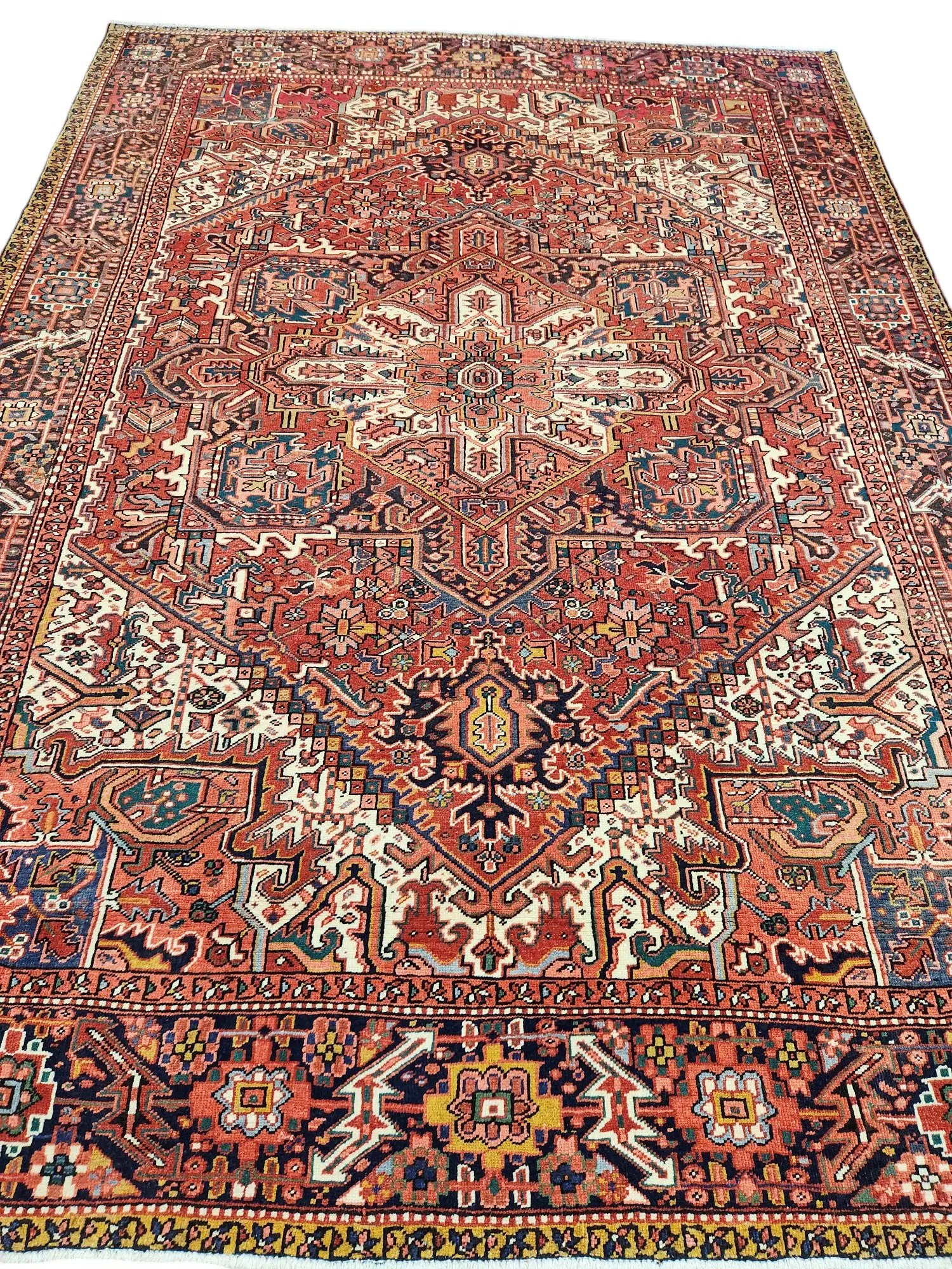 Heriz Vintage Persian Rug 3.45 x 2.54m - image 2