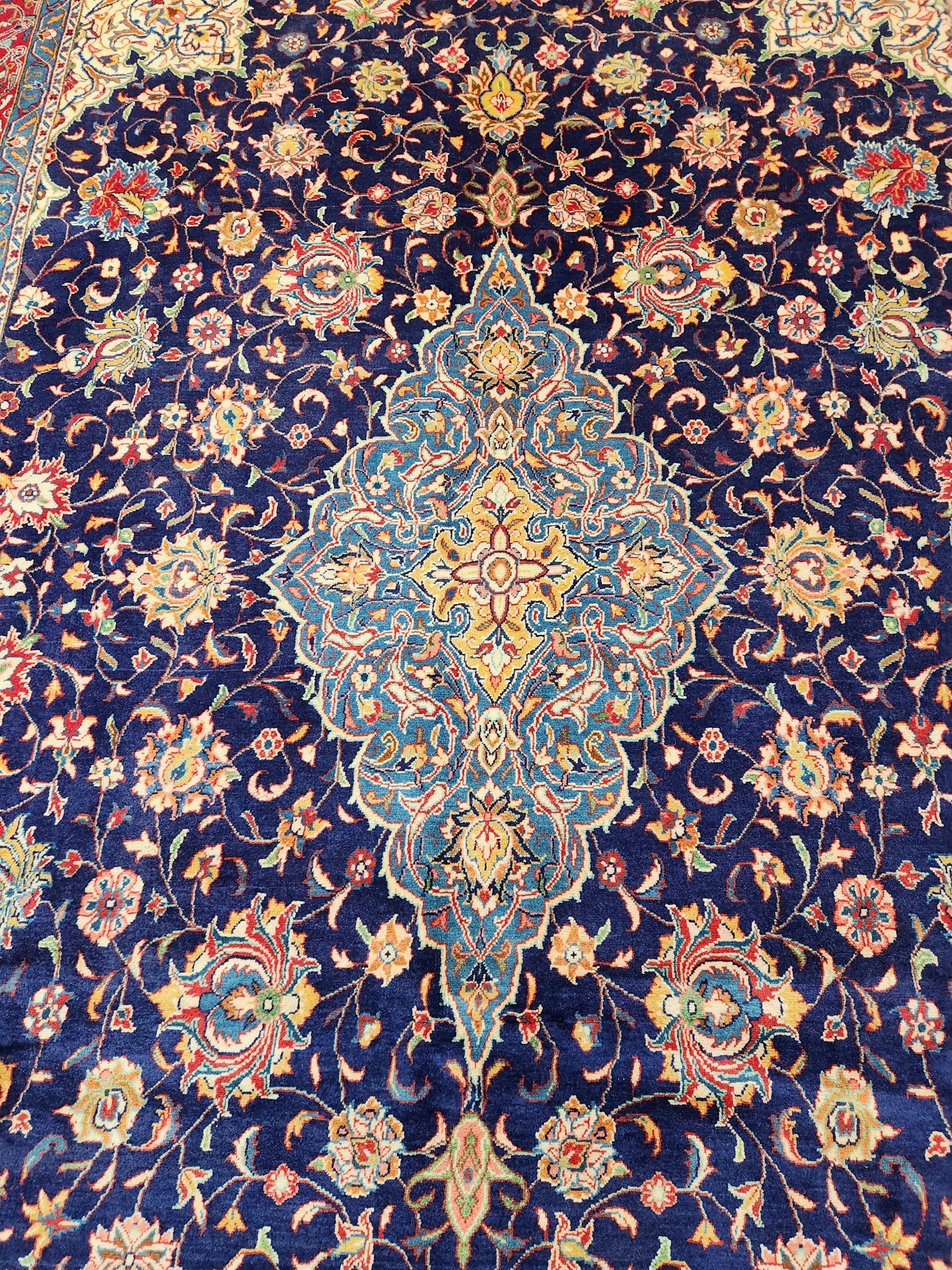Persian Lamb's wool Kashan Rug 318x218 cm