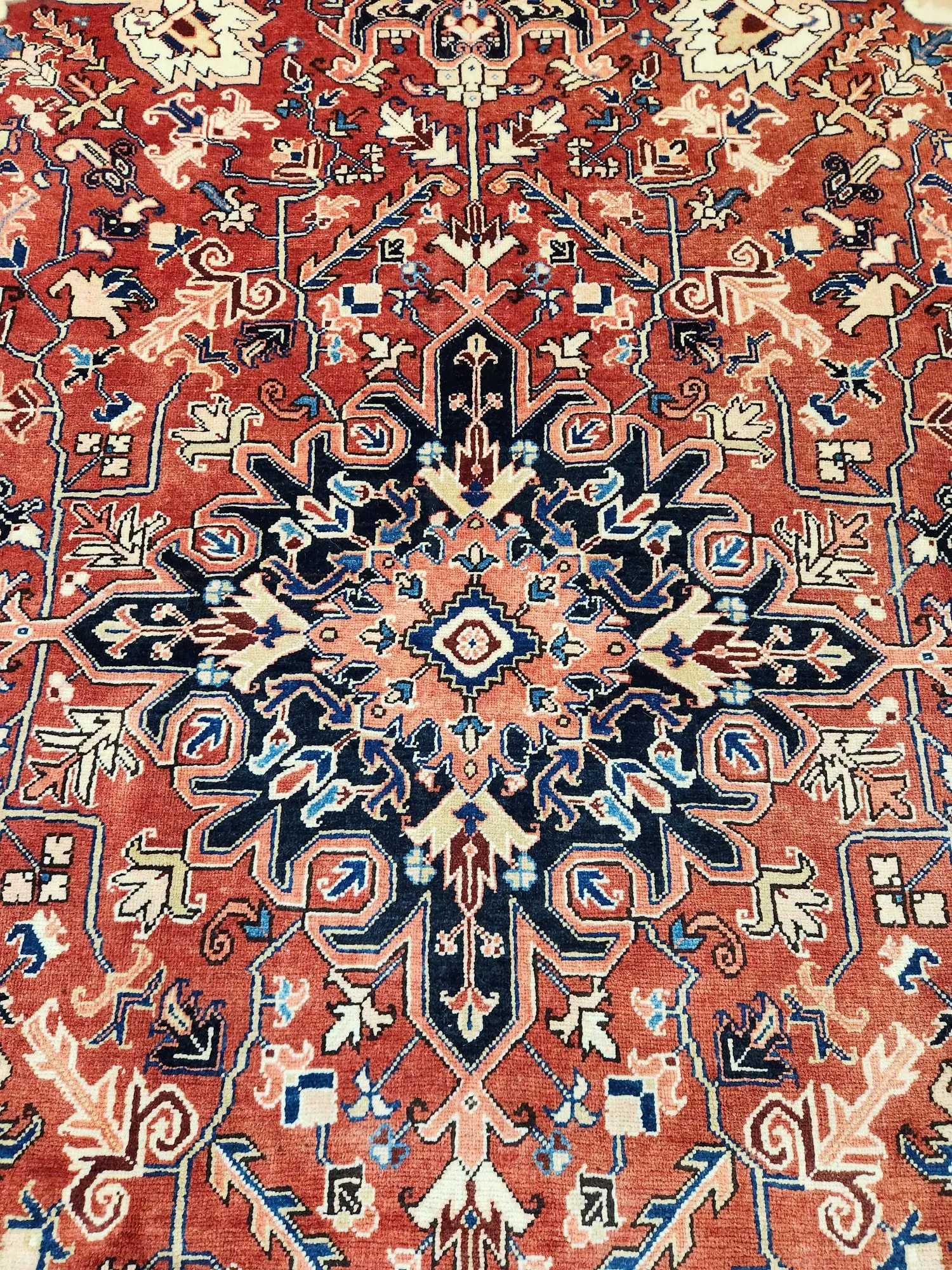 Heriz Vintage Persian Rug 3.37 x 2.37m - image 4