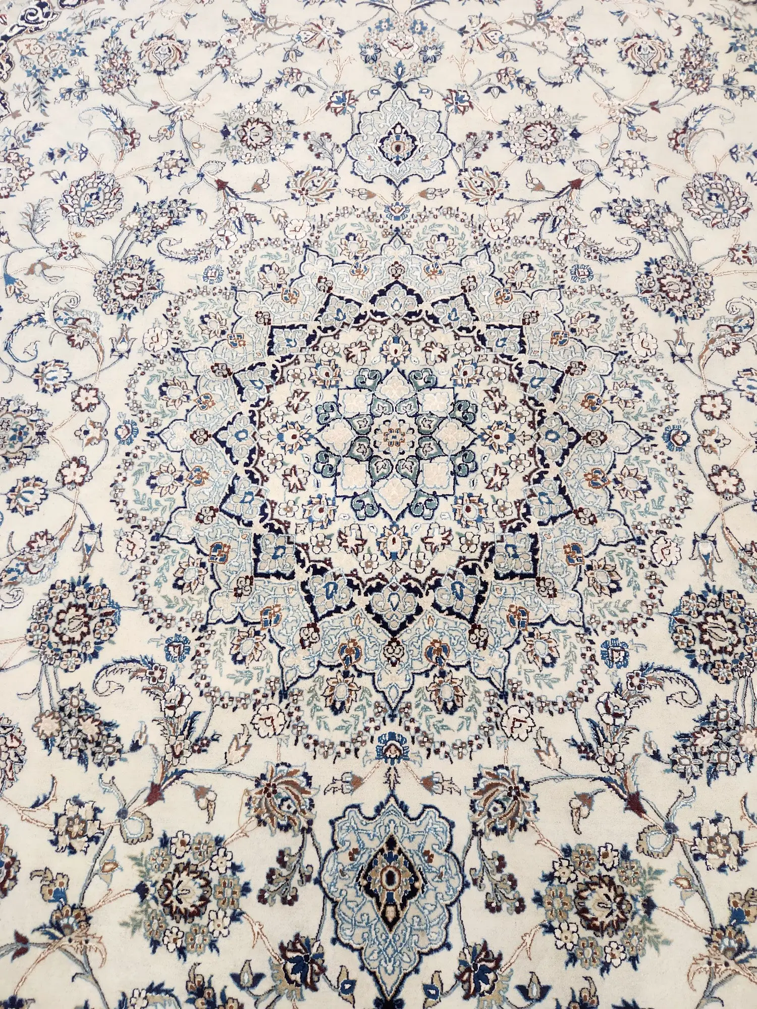 Nain Vintage Persian Rug 3.70 x 2.50m - image 5