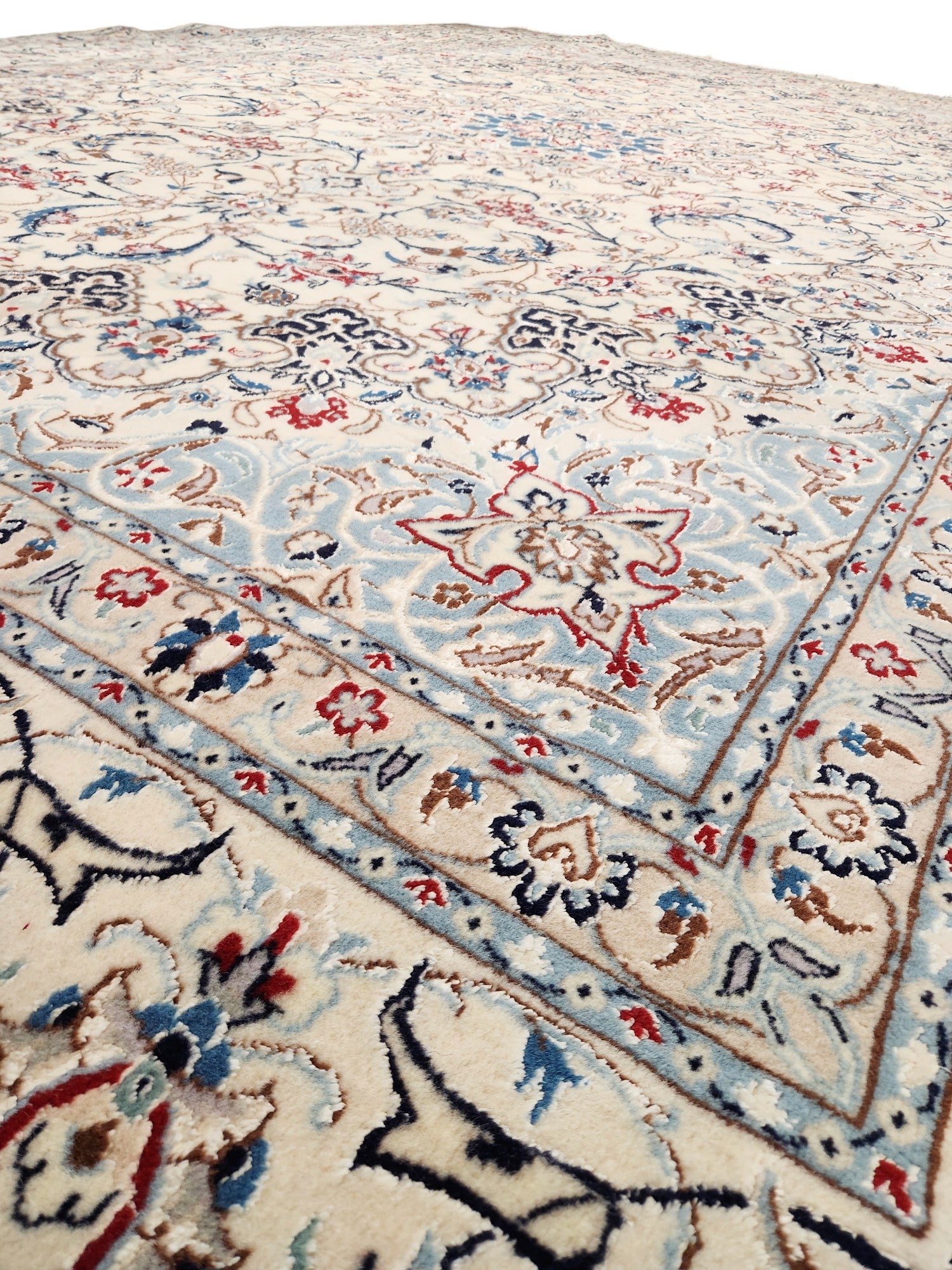 Heriz Vintage Persian Rug 345x240 cm