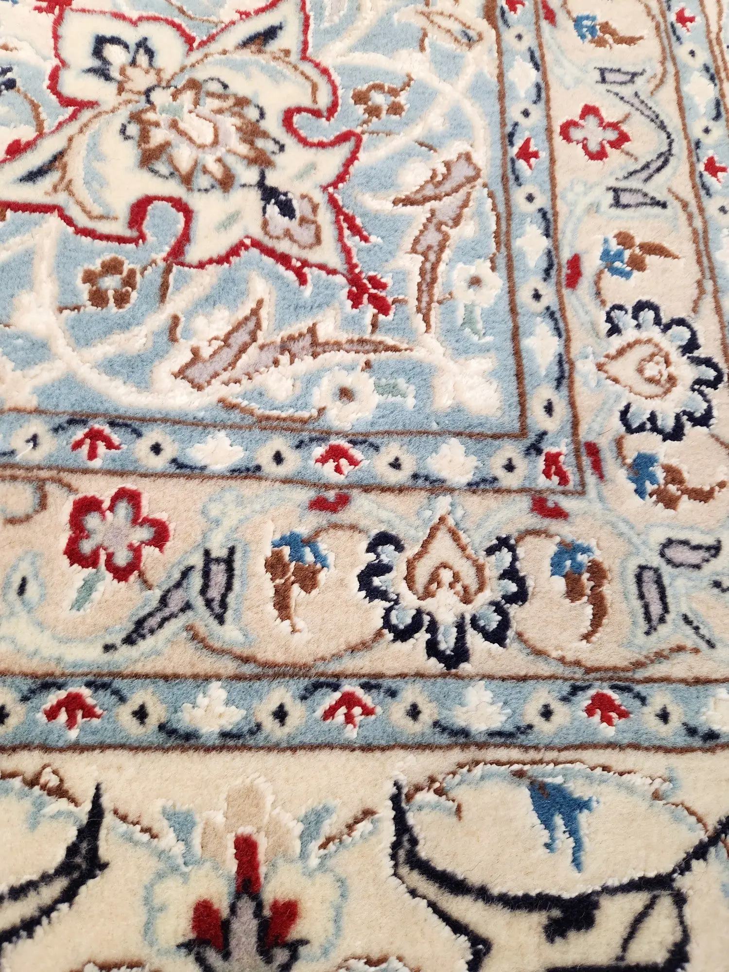 Nain Fine Persian Rug 3.70 x 2.60m - image 5