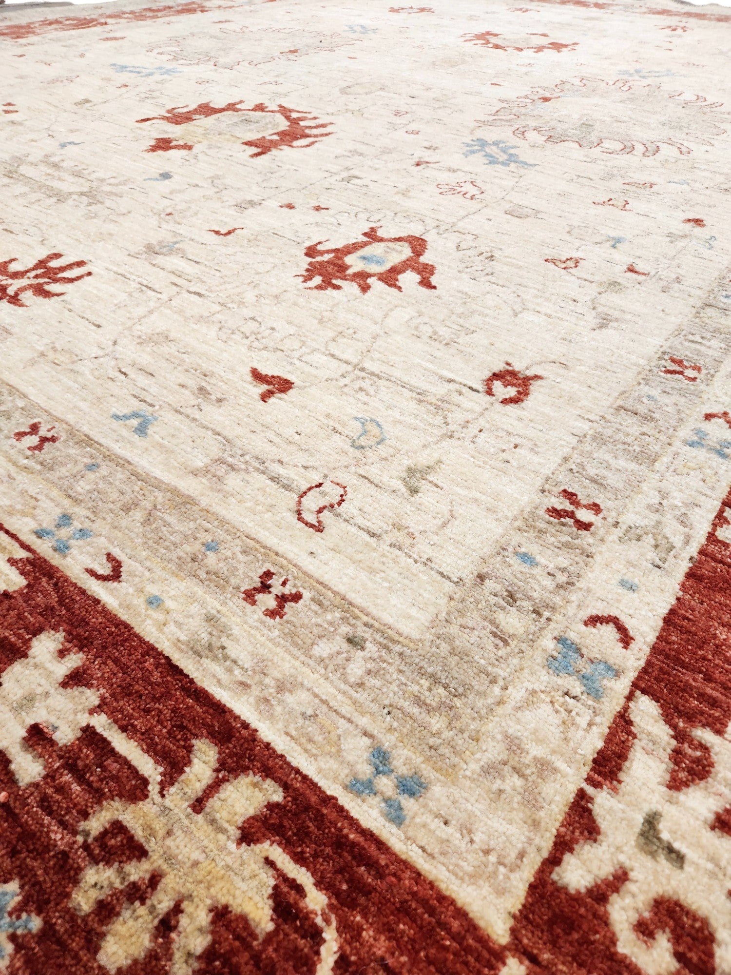 Modern Indian Rug 309x241 cm