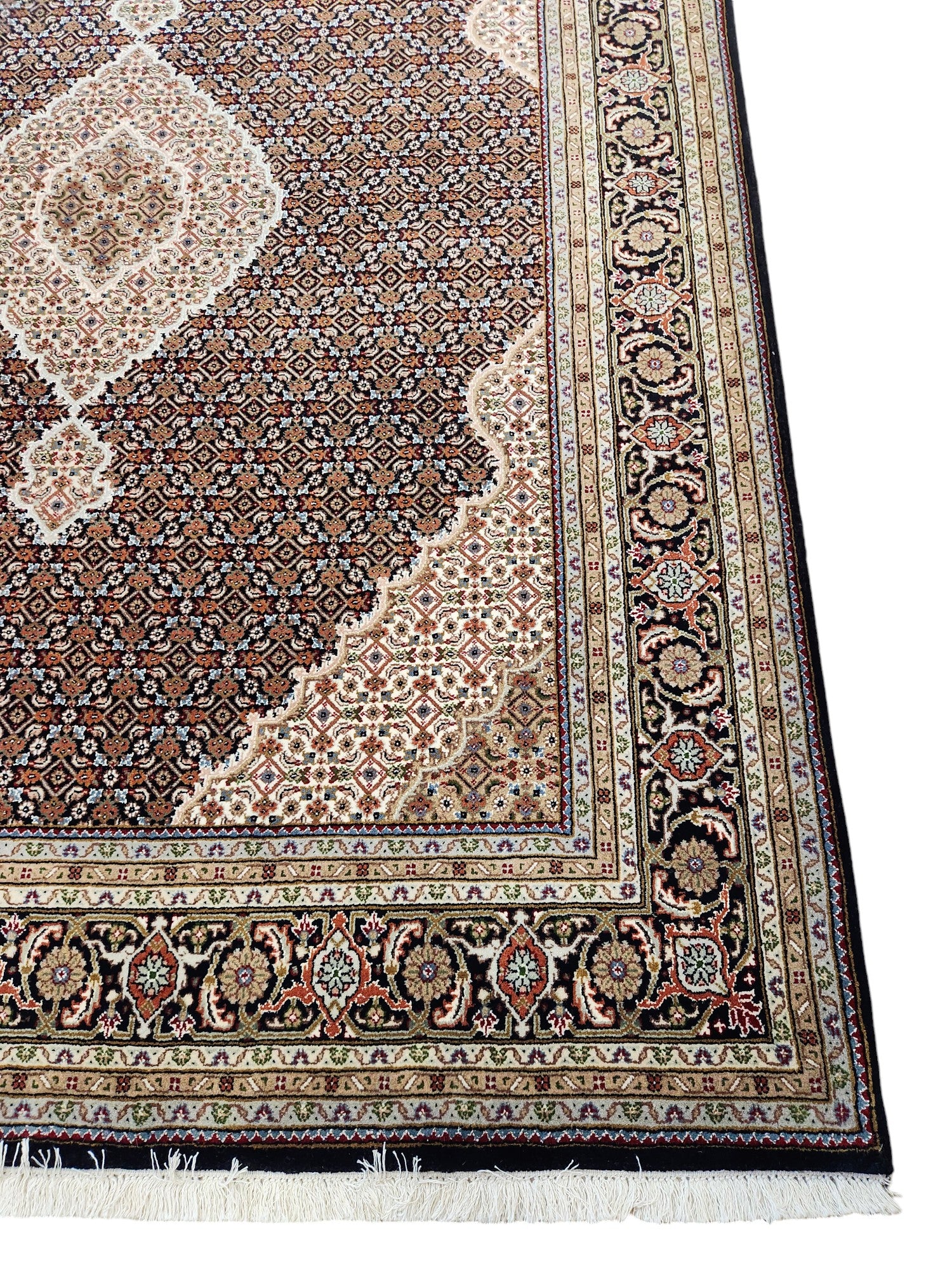 Mahi Tabriz Indian Rug 197 x 251 cm