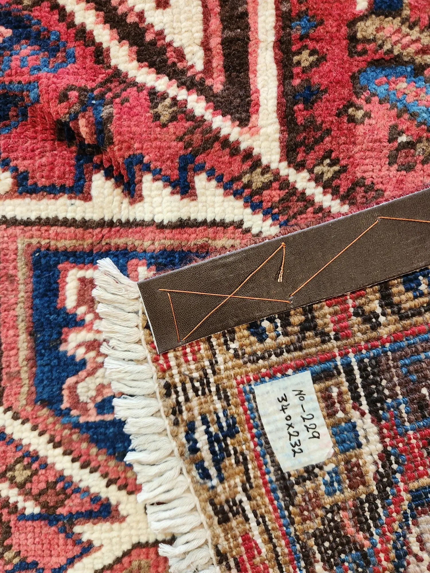 Heriz Vintage Persian Rug 340x232 cm - image 5