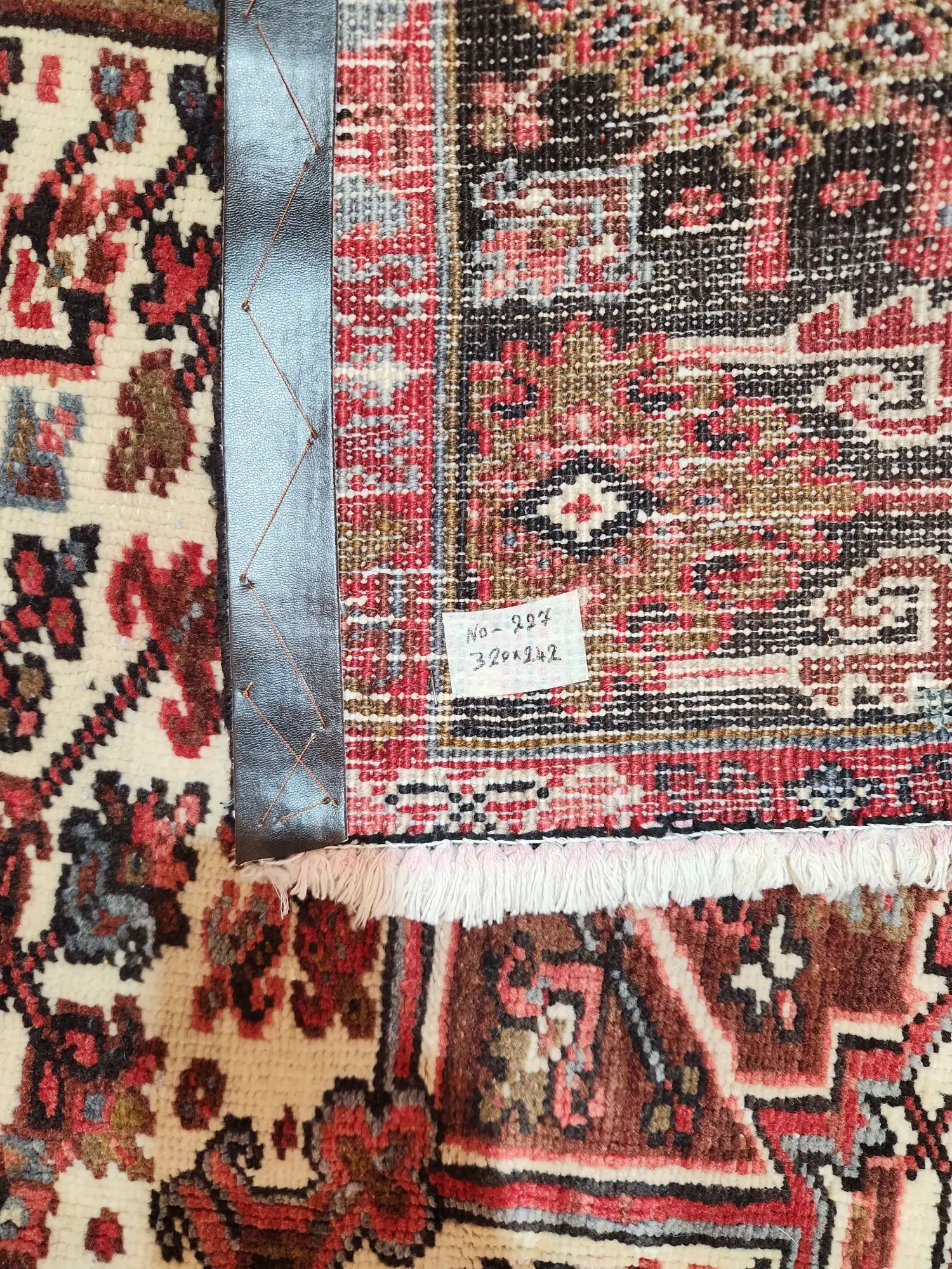 Heriz Vintage Persian Rug 320x242 cm - image 4