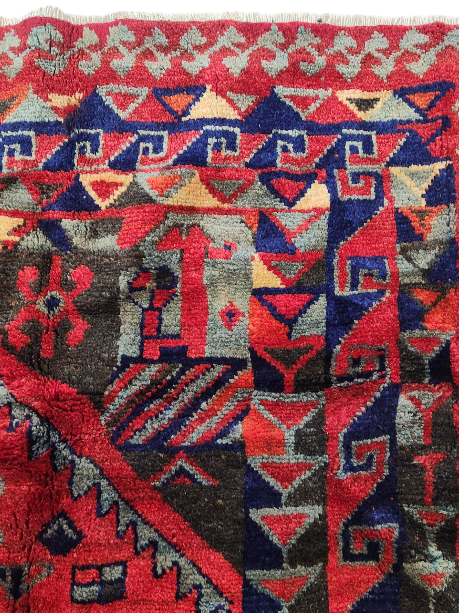 Hamadan Persian Rug 228x184cm
