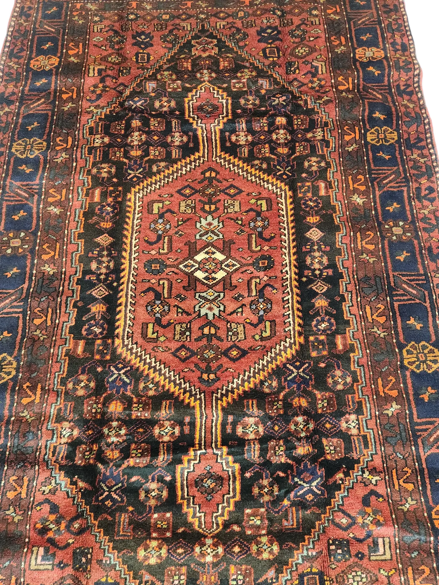 Zanjan Persian Rug 2.52 x 1.52m - image 2